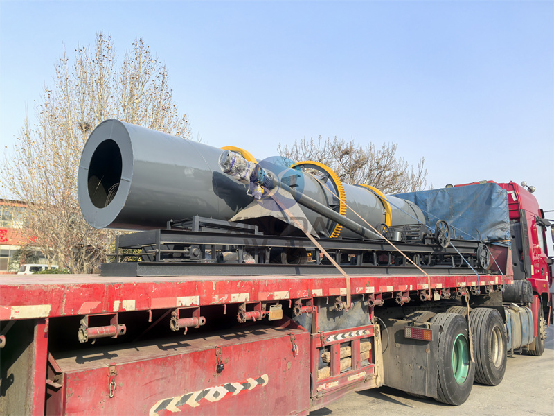 回转式有机肥包膜机发货现场