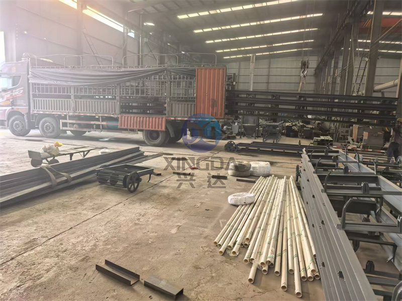 �л����豸Ƥ�����ͻ������ֳ�